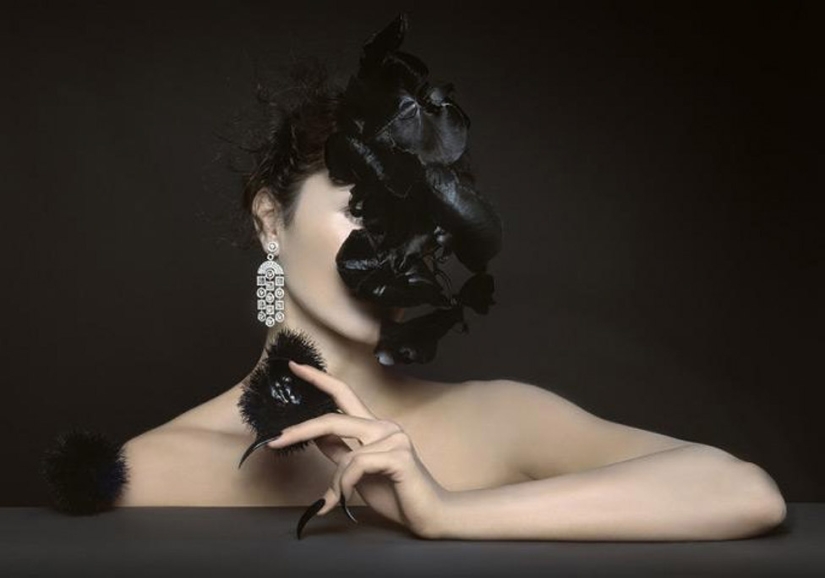 Extraordinary works by glamour photographer Brigitte Niedermeier