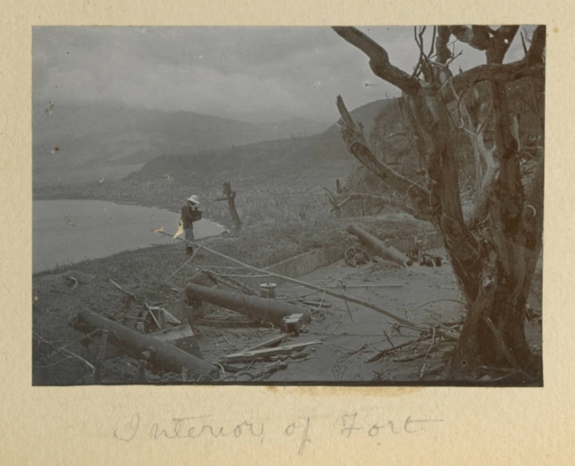 Face distorted in the throes of agony: images before and after the terrible volcanic eruption of the twentieth century