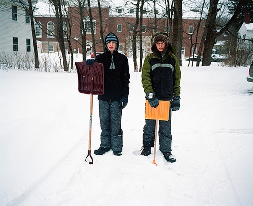 Fascinating portraits of twins