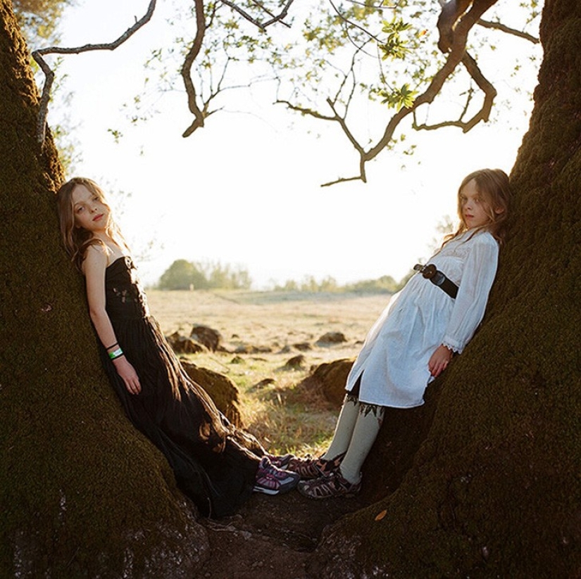 Fascinating portraits of twins