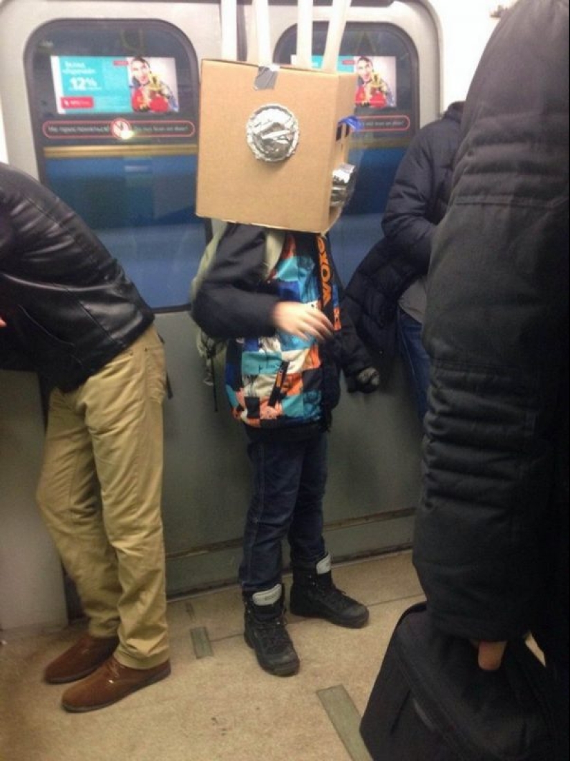 Fashion of the people: the brightest passengers on Russian subway