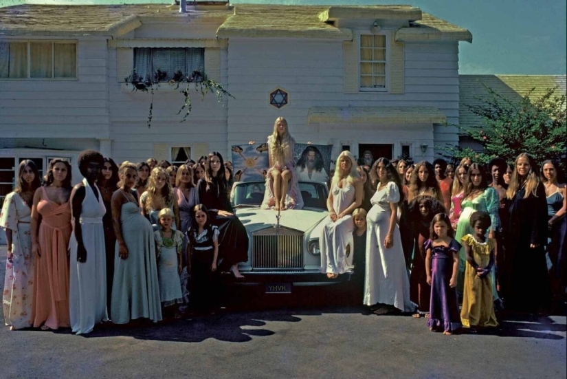 Father Yod and his "Family": the amazing story of an American cult