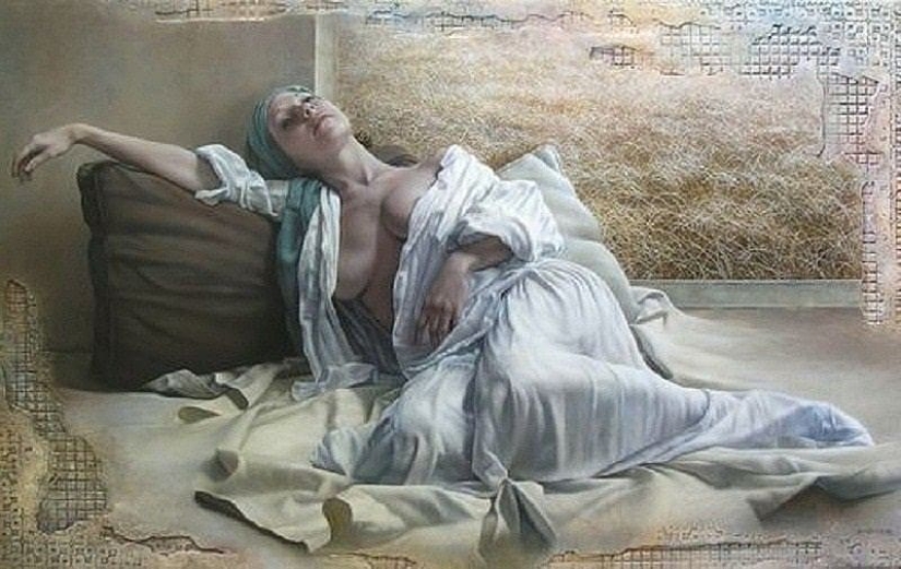 Female beauty in unusual paintings by Pascal Chauvet