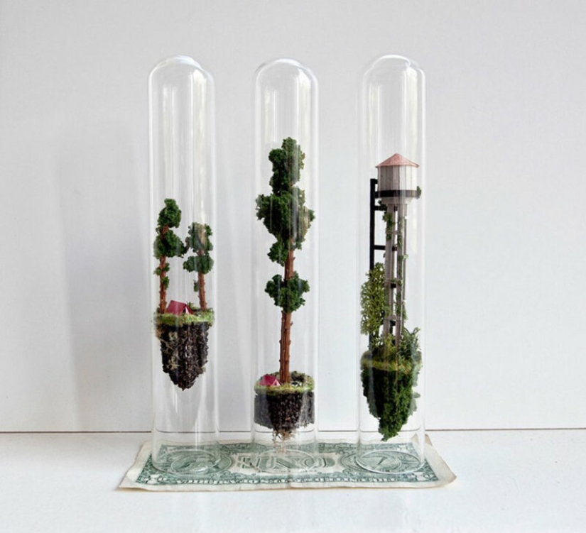 Floating worlds in a test tube from a Dutch artist