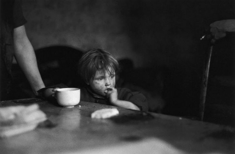 Fotografía brillante del pionero del fotoperiodismo Kurt Hutton