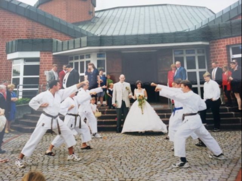 Fotos de boda sin éxito que serán una pena mostrar a los futuros niños