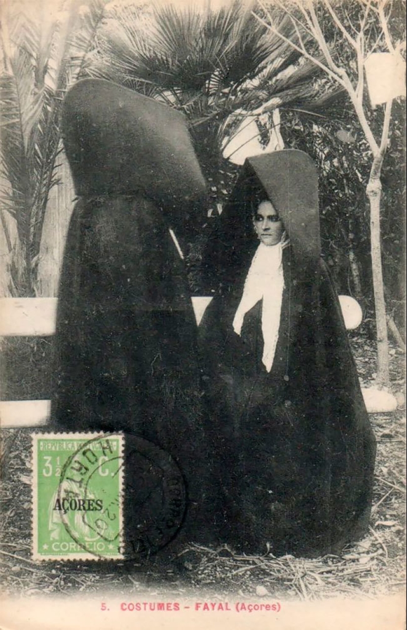 Fotos vintage de mujeres portuguesas en capuchas gigantes de las Azores