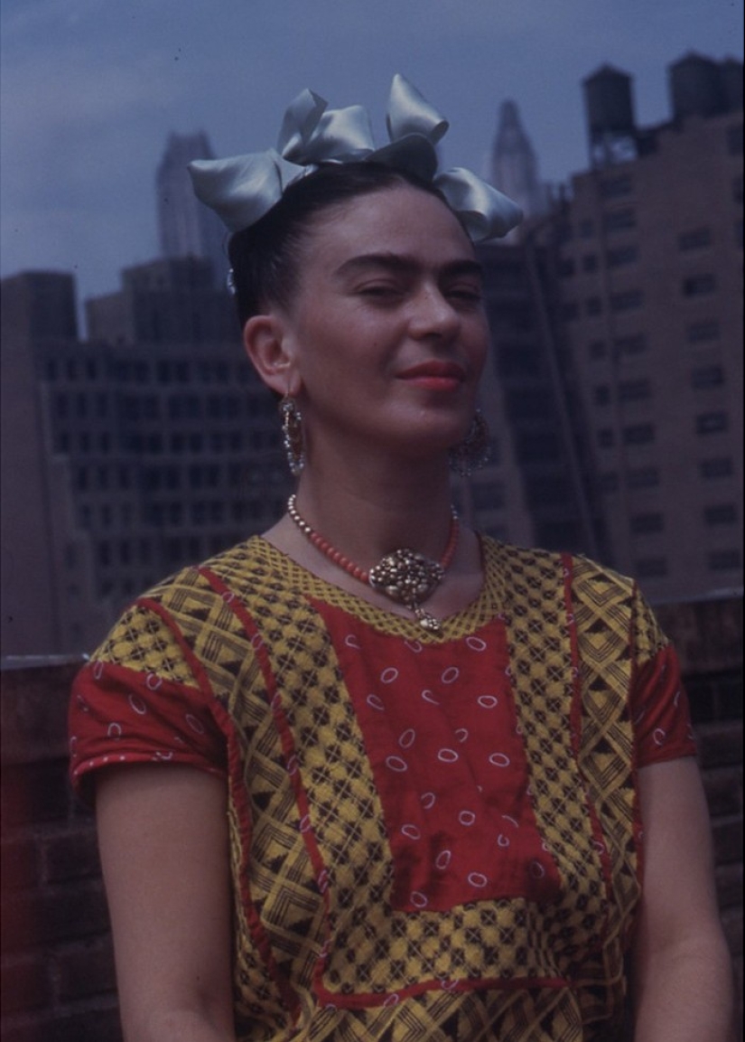 Fotos y cartas de amor secretas de Frida Kahlo