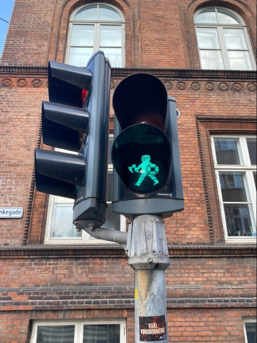 From hearts to Karl Marx: 13 unusual traffic signals from around the world