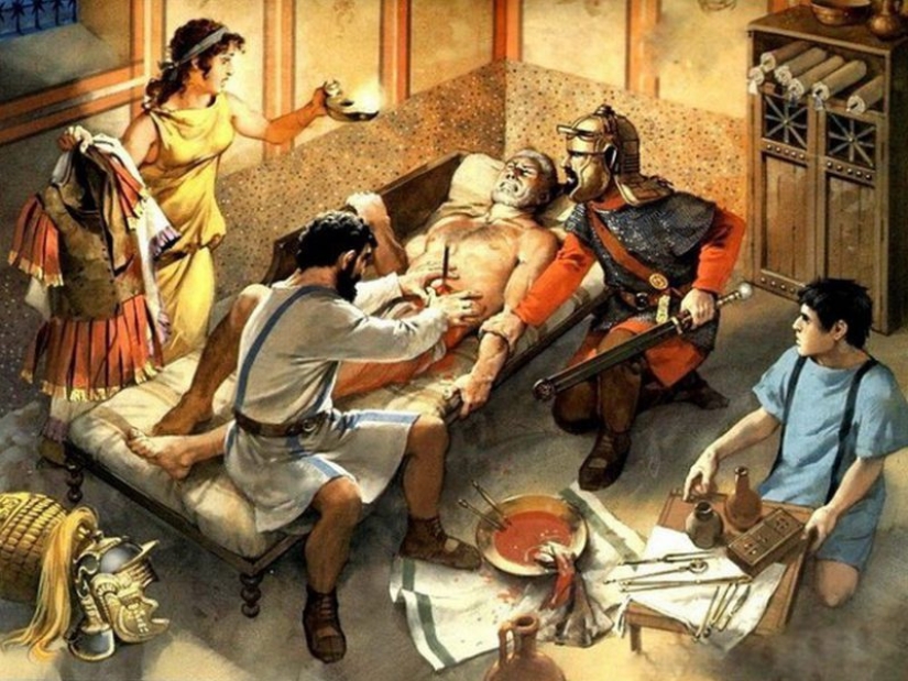 From Hippocrates to Pirogov: military field surgery in different eras