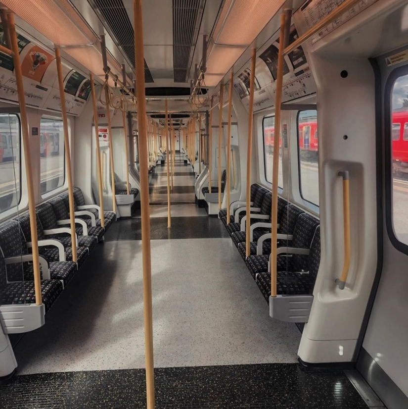 From Seoul to Tehran: the look of the subway cars in different countries