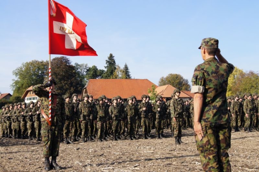 Fuerzas Armadas Suizas: por qué un país necesita un ejército que no esté luchando