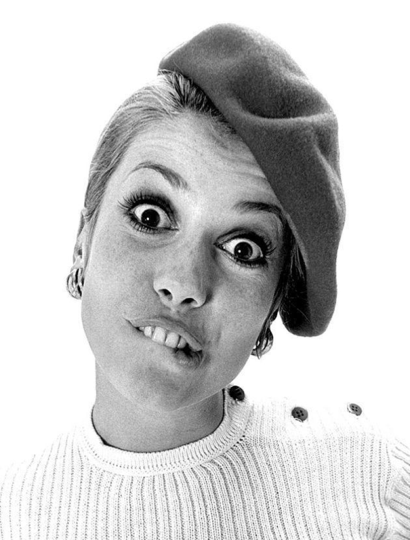 Funny Faces: Funny Faces of Celebrities from the 1960s by Willy Rizzo