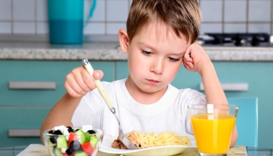 Gachas de sémola y no solo: los platos más disgustados por los rusos en la infancia se llaman