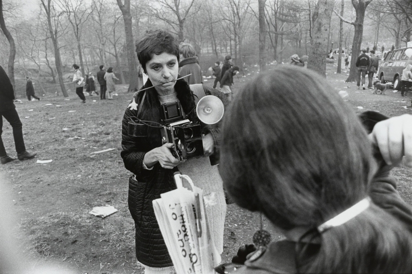 Garry Winogrand – el gigante de la fotografía callejera