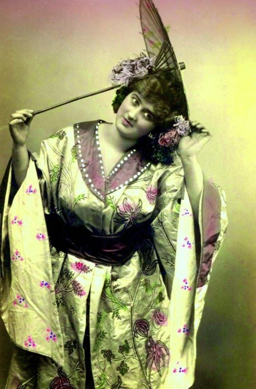 Geisha extranjera a principios del siglo XX en Japón