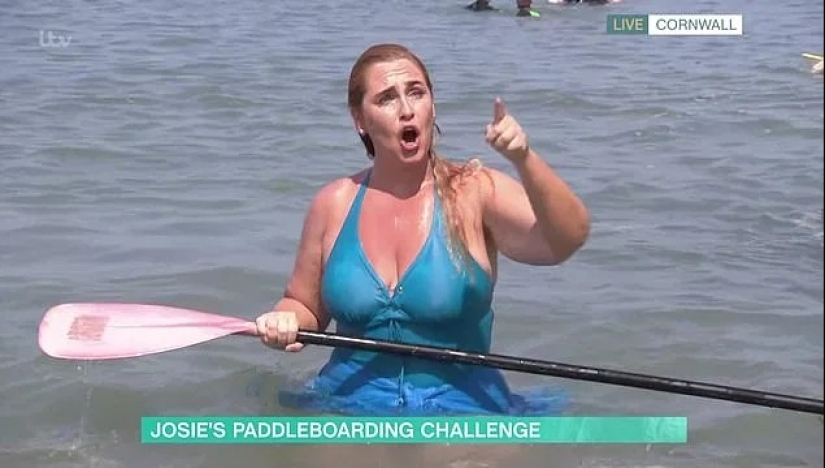 Girls with a paddle: celebrities who are fond of SUP-surfing