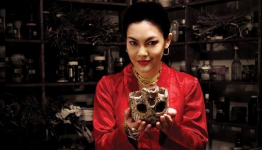 Gone with the tiger: why pop star and shaman Mona Fendi cut off the head of a deputy