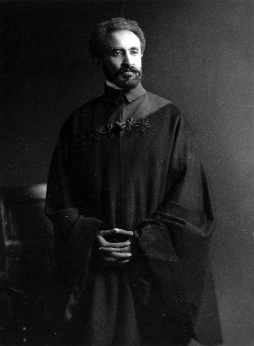 Haile Selassie: el último emperador de Etiopía, descendiente del rey Salomón y de la reina de Saba.