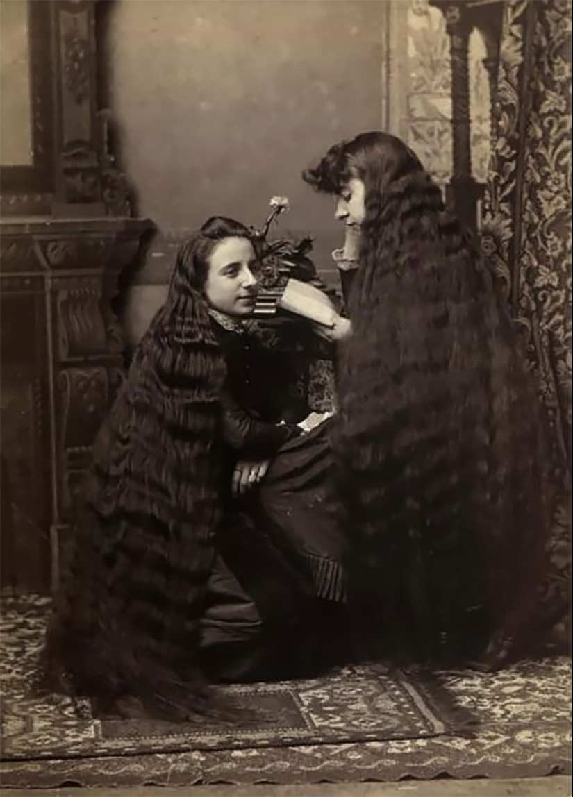 Hair lifetime: beauties of the Victorian era, which never had a haircut