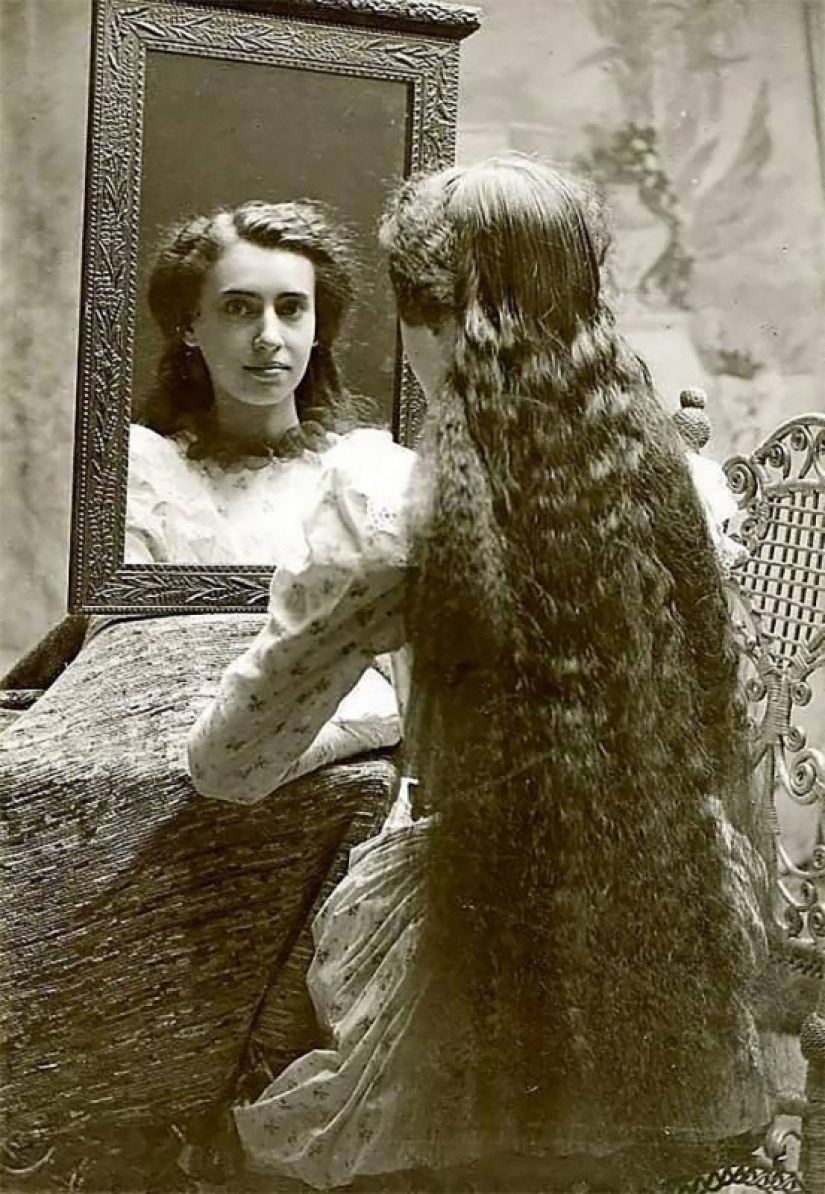 Hair lifetime: beauties of the Victorian era, which never had a haircut