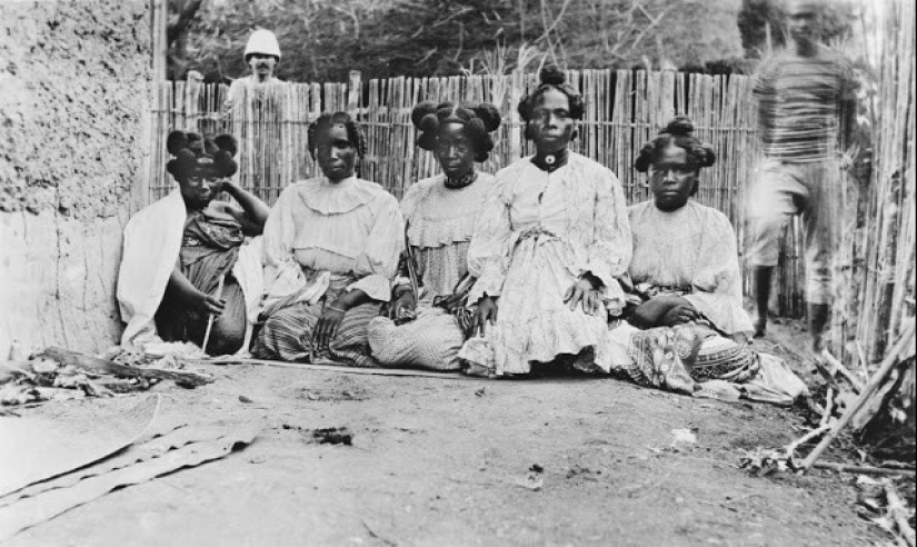 Hairstyles of women of Madagascar as a separate art form