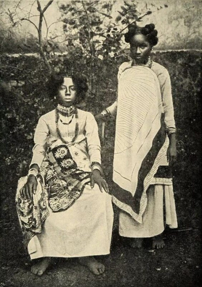 Hairstyles of women of Madagascar as a separate art form