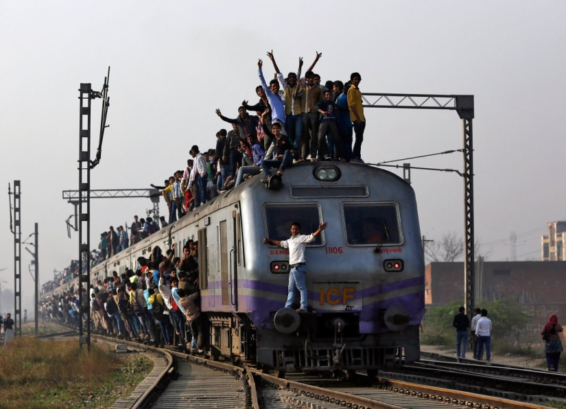 "Hang on" - the main principle of Indian Railways