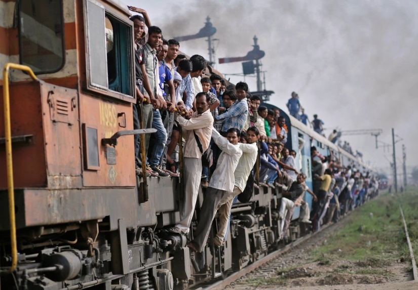 "Hang on" - the main principle of Indian Railways