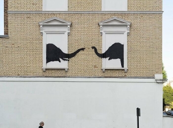 Here Are 9 Wild Animals That Were Roaming The Streets Of London, Courtesy Of The Notorious Banksy