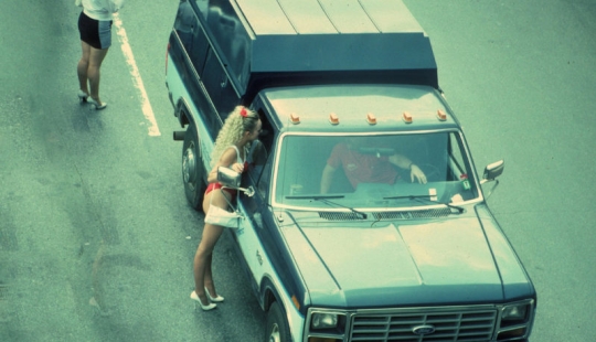 "Hey, mister, want to have some fun?": heavy everyday life of new York prostitutes in the 1980-ies