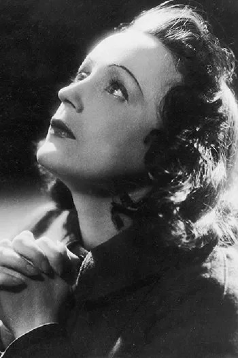 "Hilos", arcos y garrapatas: la evolución de las cejas de Marlene Dietrich a Cara Delevingne
