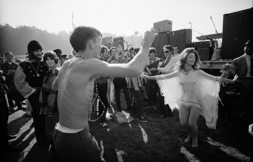 Hippies and the Summer of Love in California 1967