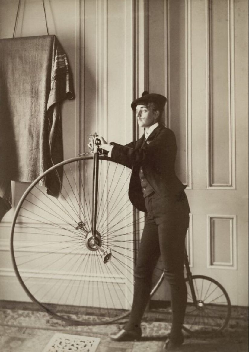 Historia de la bicicleta: El Penique-Farthing, o Rueda Alta