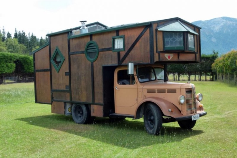 Home-trucks — weird, but a cute relic of the hippie era