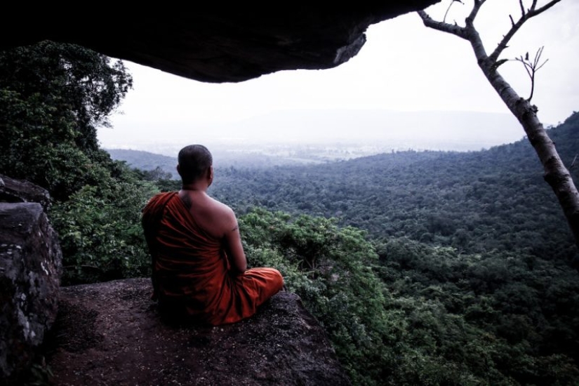 How Dead Tibetan Monks Baffled Science by Refusing to Decompose