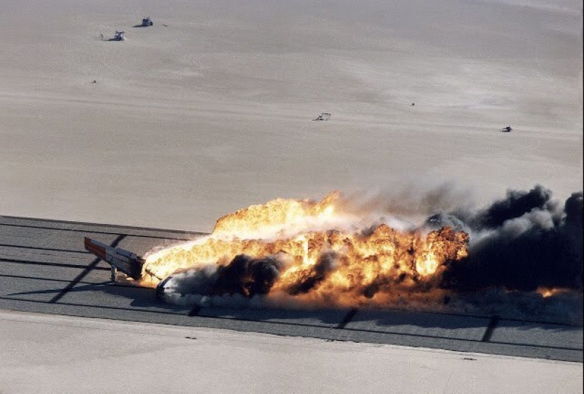 How NASA Blew up a Boeing to Study a Plane Crash from the Outside and Inside