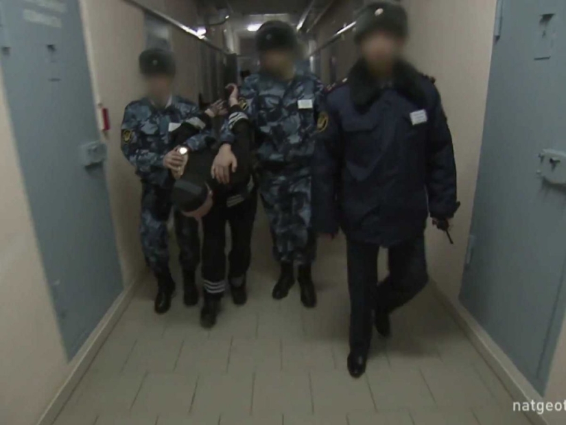 How one of the most severe prisons in Russia "Black Dolphin"is arranged