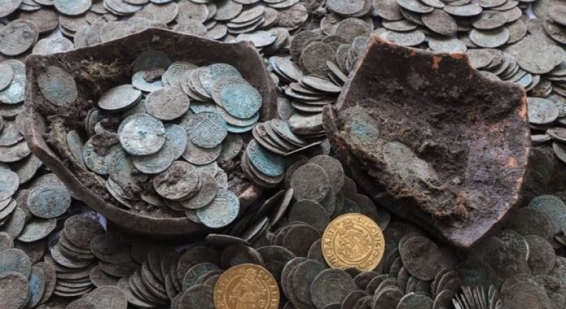 How our ancestors kept money and jewelry without banks and safes