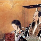 How the Chinese emperor Qin Shi Huang ran away from death around a pillar