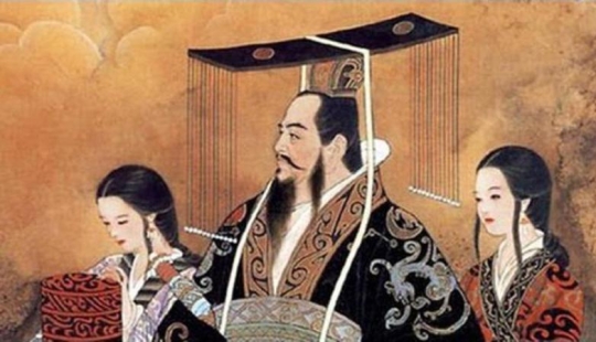 How the Chinese emperor Qin Shi Huang ran away from death around a pillar