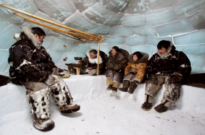 How the igloo is arranged - the winter dwelling of the Eskimos