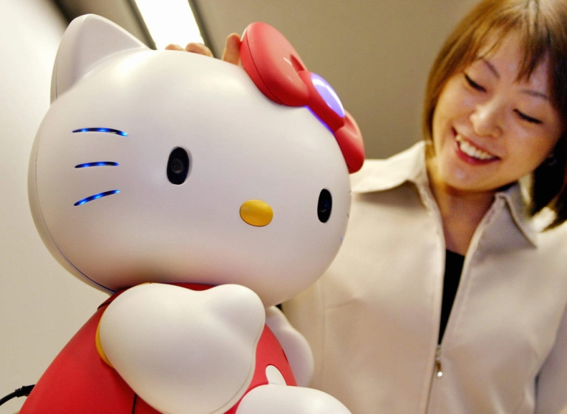 How the image of a cat with a bow turned into the most recognizable Hello Kitty brand