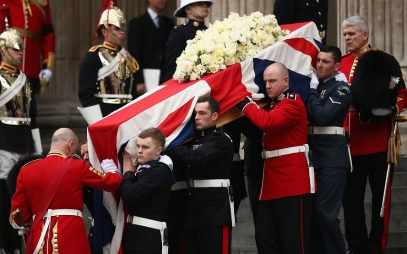 How the most expensive and magnificent funerals of famous people in history took place