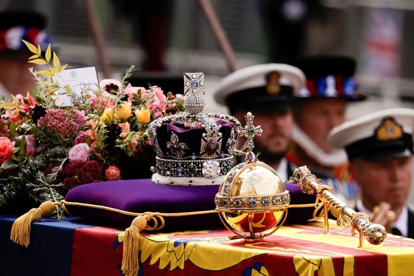 How the most expensive and magnificent funerals of famous people in history took place