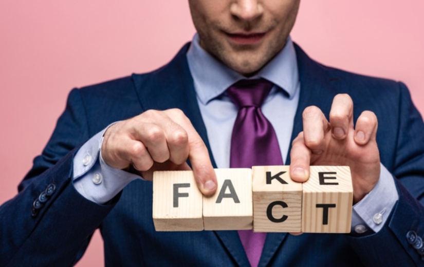 How to distinguish facts from fakes