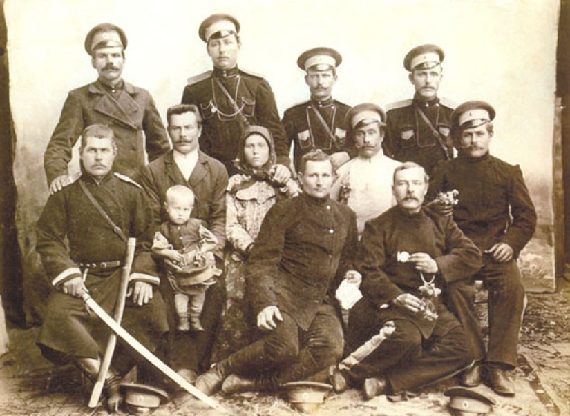 How to raise children in Cossack families