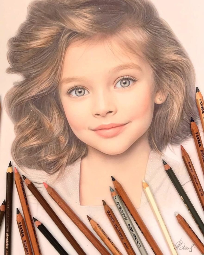 Hyperrealistic dibujos con lápices de colores de Lena Litvina