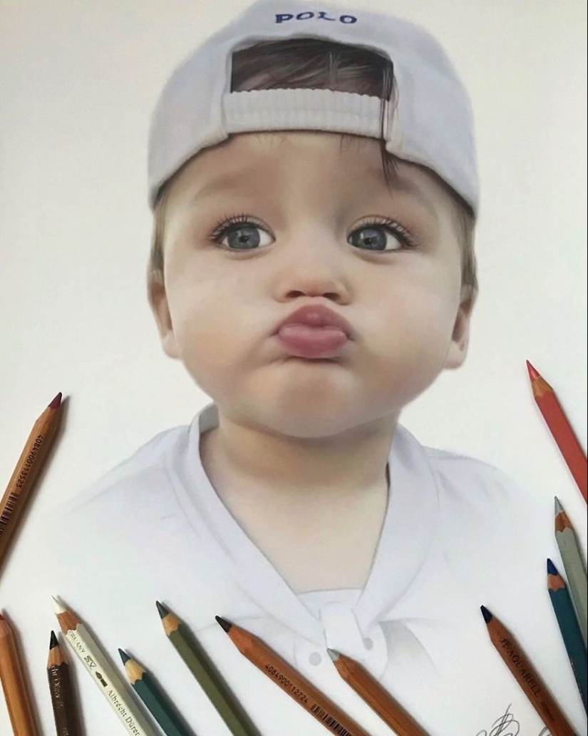 Hyperrealistic dibujos con lápices de colores de Lena Litvina