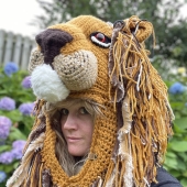 I Created 18 Extravagant Animal-Inspired Hats That Caught The Eye Of Celebrities